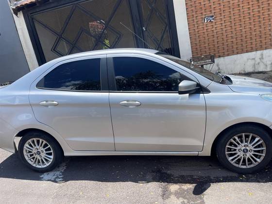 FORD KA 1.5 TI-VCT FLEX SE SEDAN AUTOMÁTICO